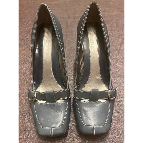 Vintage Y2K Nine West Leather Buckle Kitten Heels Gray Square Toe Pumps 8.5 M - Picture 1 of 9